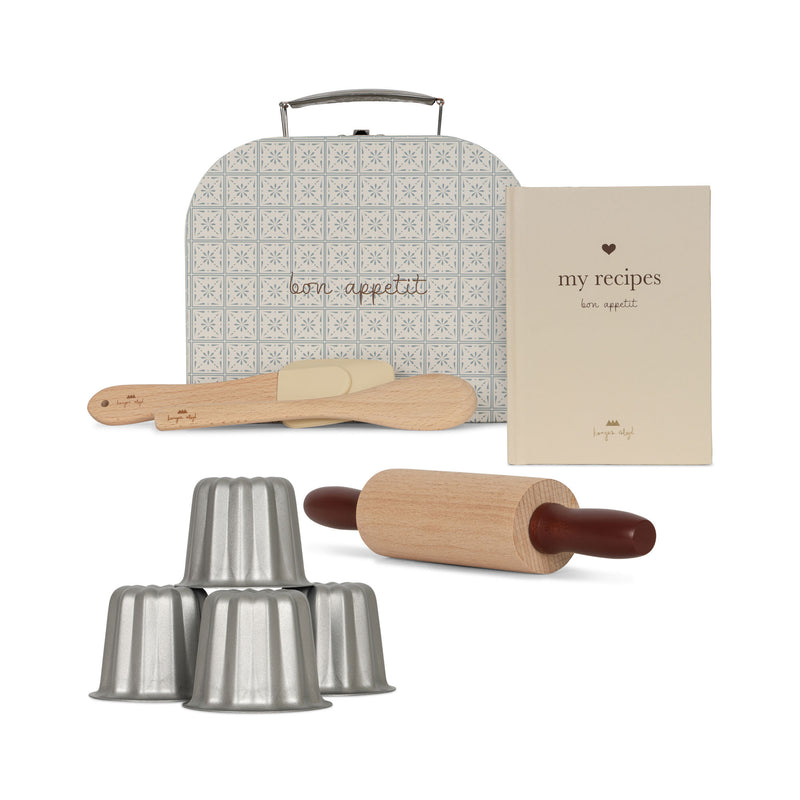 Konges Sløjd Wooden Madeline Baking Set