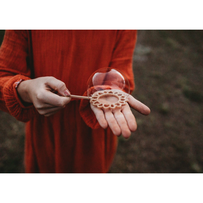 Kinfolk Pantry Sunflower Eco Bubble Wand